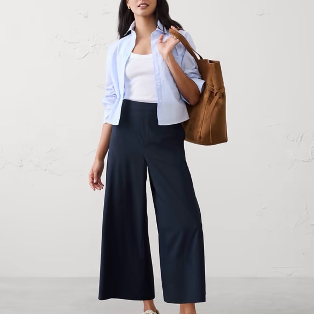 Wide-Leg Navy Women's Pants - Classic High-Waist